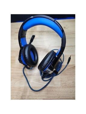 SKU# EA3016 August gaming headset